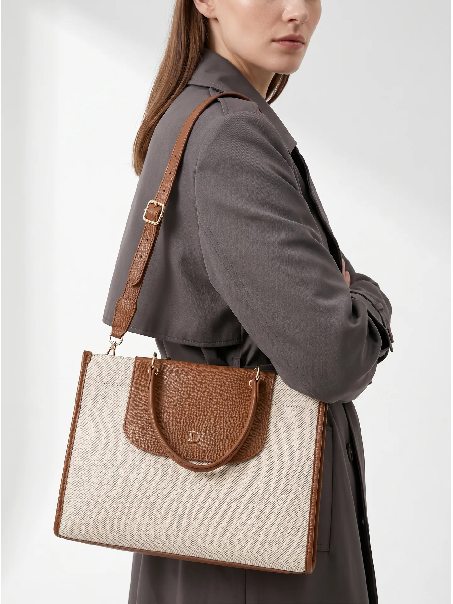 Borsa a mano elegante in Tela e Ecopelle con tracolla rimovibile.